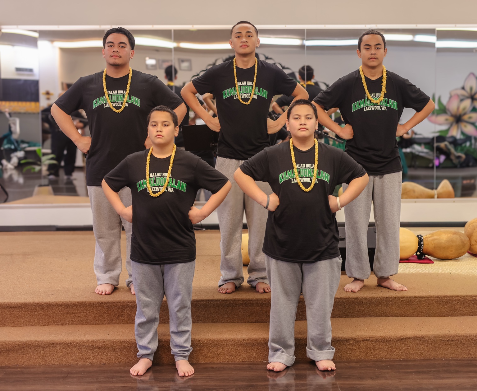 Kāne hula class portrait